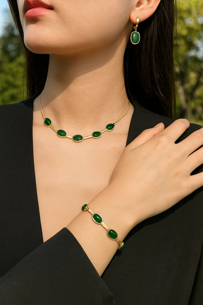 Oval Green Crystal Pendant Necklace Set With Bracelet